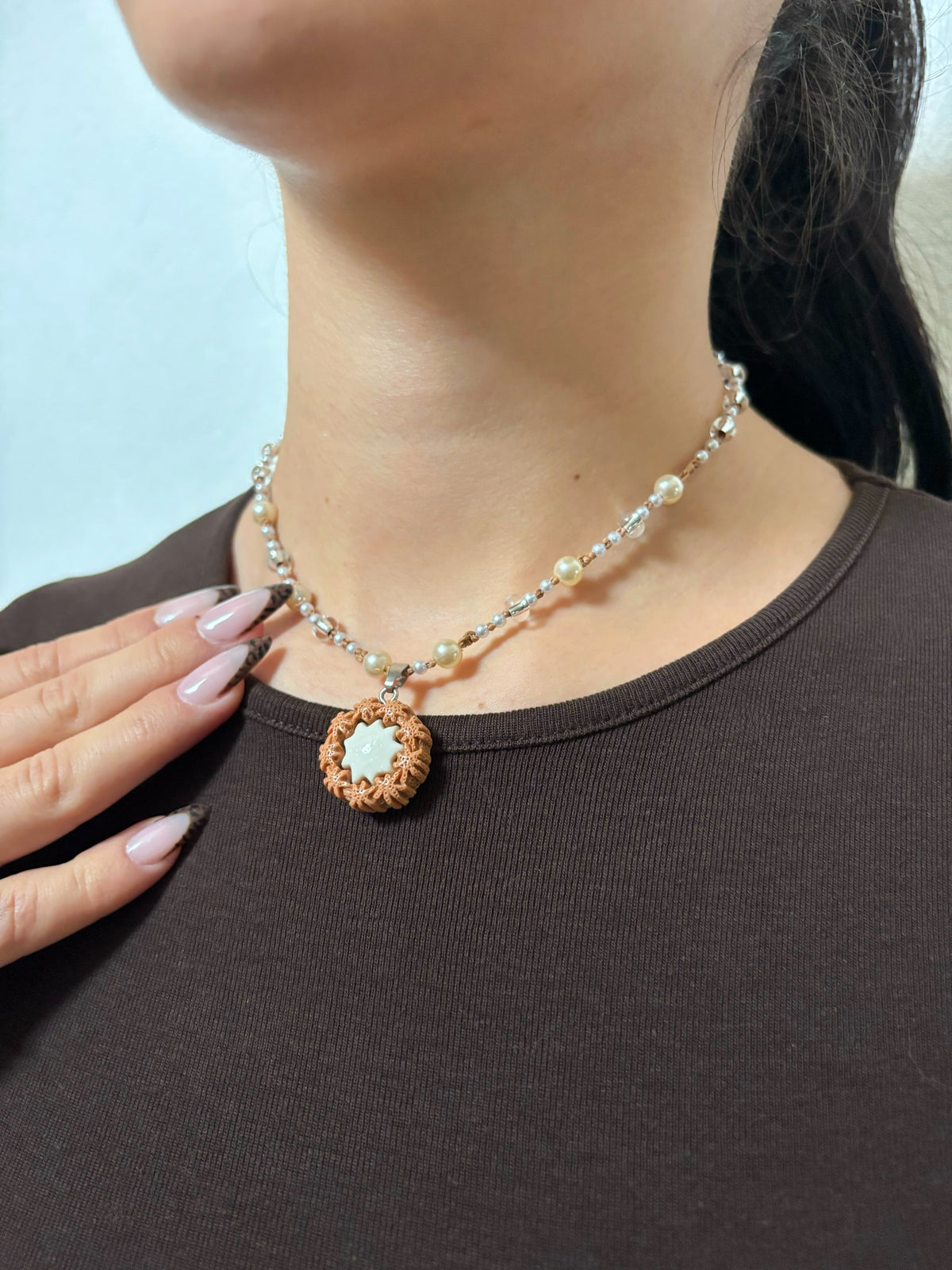 Collier « un dimanche pas comme les autres »